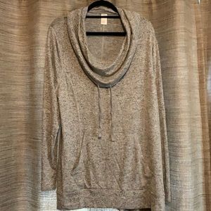 Plus size sweater from Lane Bryant 22/24